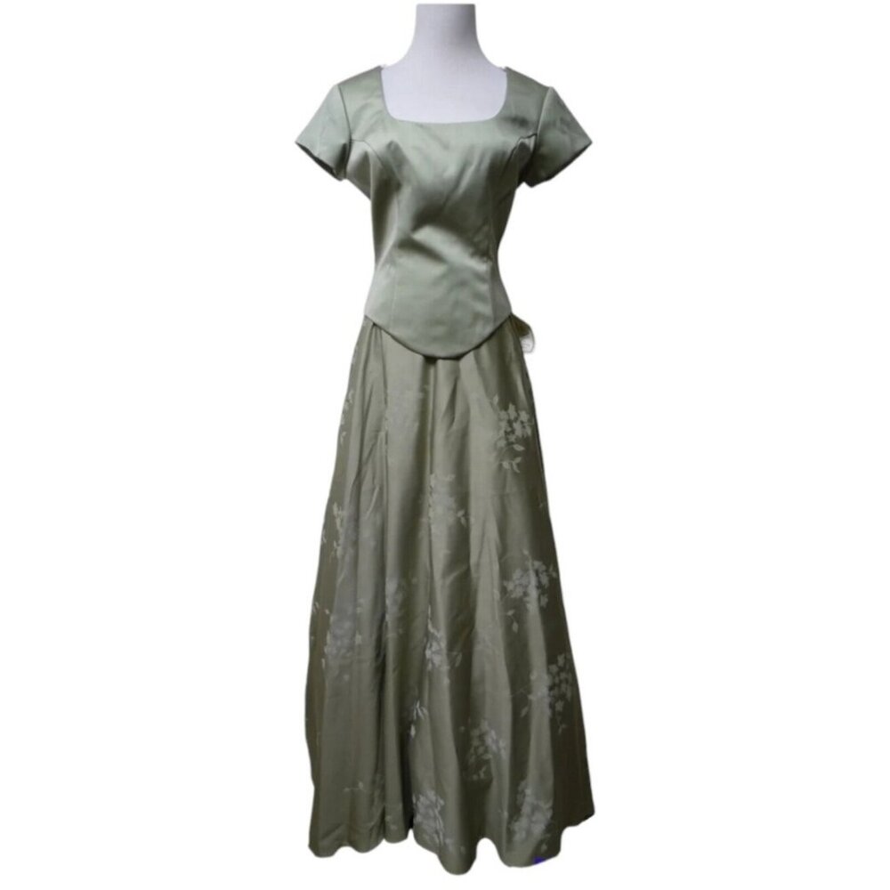 90s Fashion 1001 Nights Laurel Green Floral Skirt Set . Size 7/8 . Made in USA